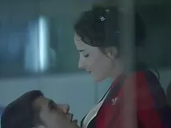 Tranny gives massage followed by fuck